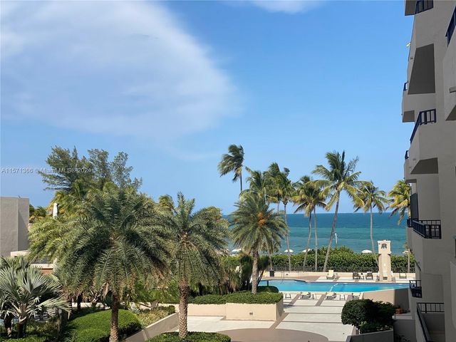 $5,750 | 201 Crandon Boulevard, Unit 336 | Key Biscayne