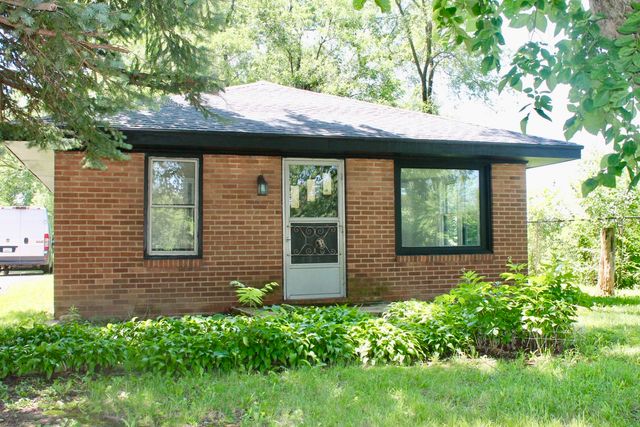 $1,750 | 2002 McKinley Street | Joliet Township - Will County