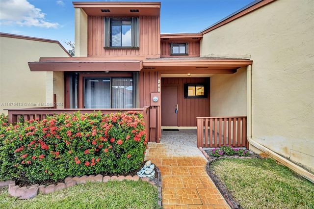 $359,000 | 428 Southeast 11th Terrace | Dania Beach