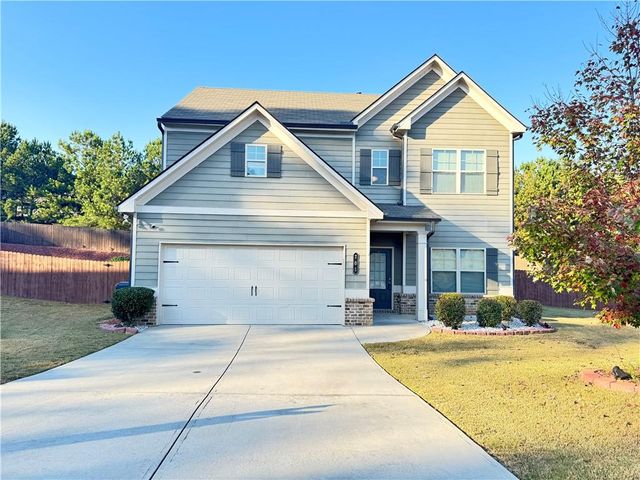 $399,900 | 201 Evergreen Way | Loganville