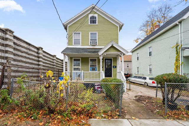 $289,900 | 149 Greenwich Avenue | Oyster Point Historic District