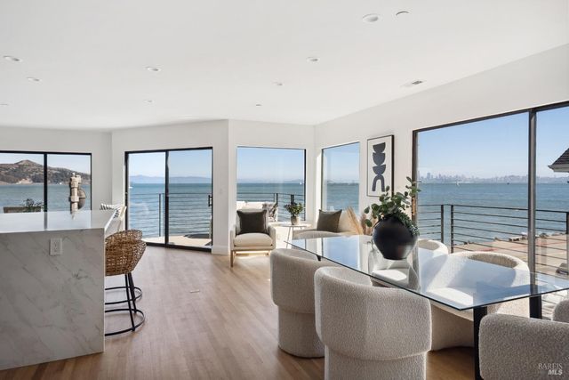 $4,998,000 | 513-515 Bridgeway | Downtown Sausalito