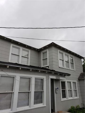 $750 | 1915 15th Street | Midtown Corpus Christi