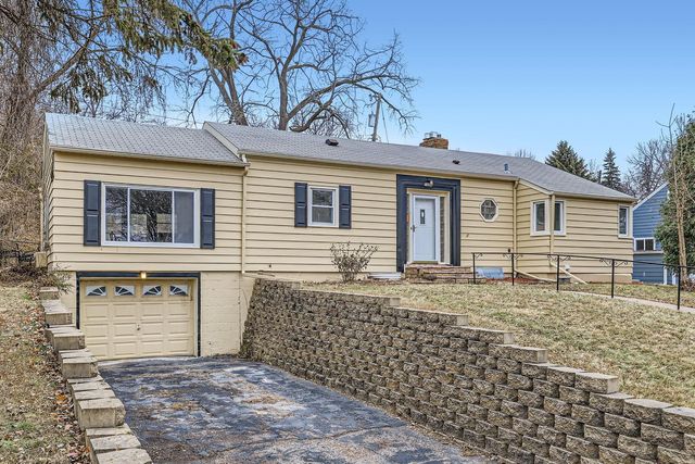 $399,900 | 1054 St Paul Avenue | Highland