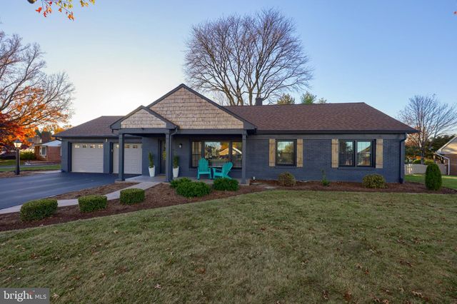 $430,000 | 865 Robin Road | East Hempfield Township - Lancaster County