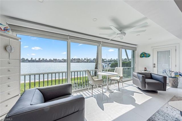 $1,350,000 | 2800 Gulf Shore Boulevard North, Unit 101 | Moorings