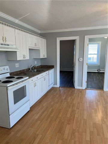 $1,350 | 113 Bellingham Street | East Woonsocket