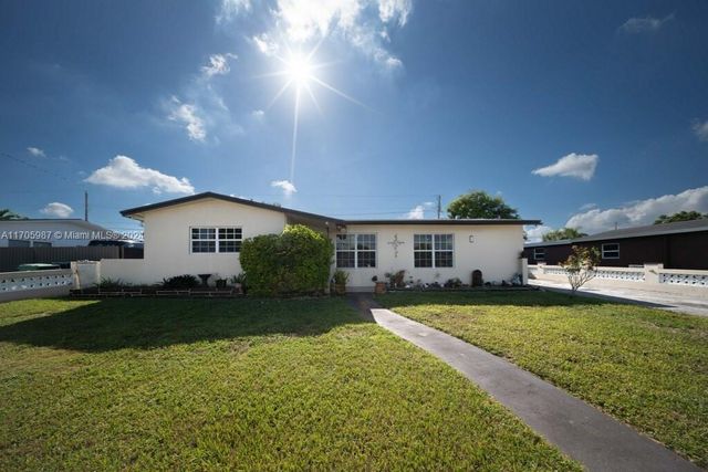 $575,000 | 12120 Southwest 185th Street | South Miami Heights