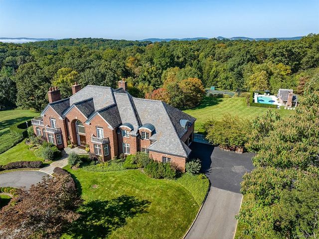 $4,550,000 | 778 Sleepy Hollow Road | Archville