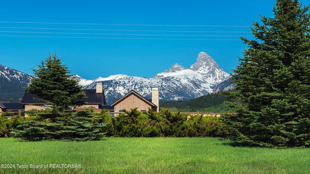 $400,000 | 395 Stateline Road | Teton Retreat