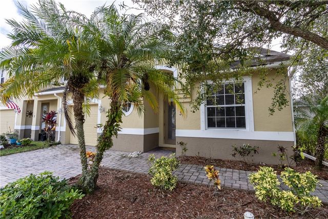 $2,500 | 2108 Timberlake Circle, Unit 3 | West Vero Corridor