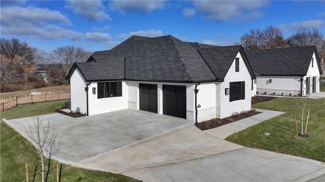 $1,249,900 | 3902 West 84th Terrace | Shawnee Mission