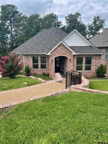 $489,000 | 5709 Fern Cove Terrace | Southeast Tyler