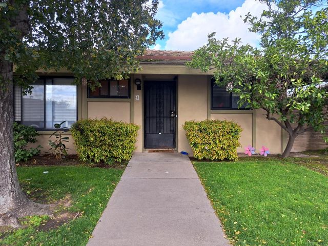 $265,999 | 5310 North El Dorado Street, Unit 6 | Pacific