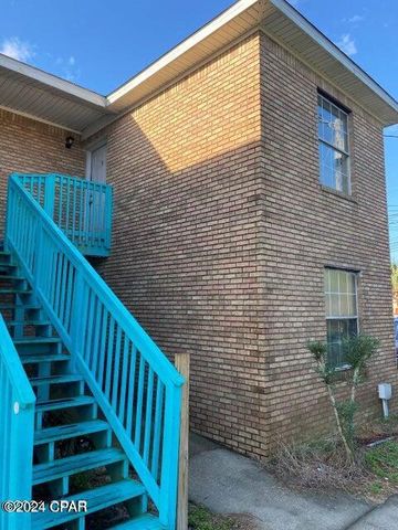 $1,250 | 617 Gardenia Street, Unit 1 | Bahama Beach