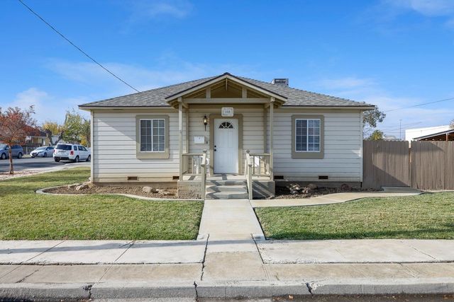 $289,900 | 388 Louisiana Street | Coalinga