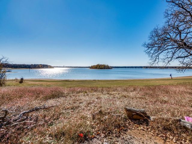 $799,000 | 25 Live Oak Lane | Hickory Creek