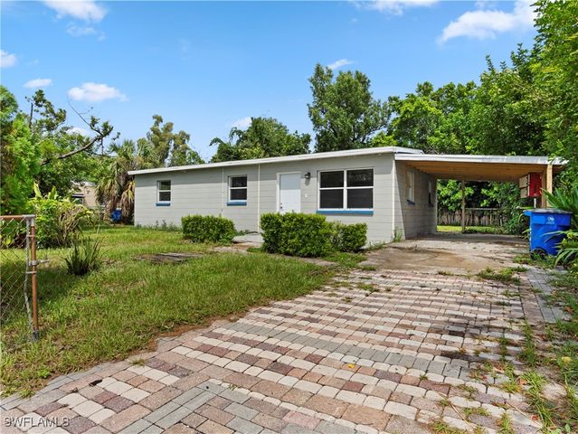 $219,000 | 934 Orange Blossom Lane | North Fort Myers