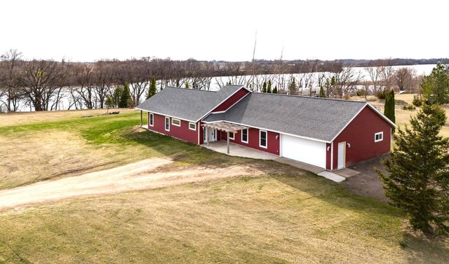 $339,000 | 16673 110th Avenue | Elk Lake Township - Grant County