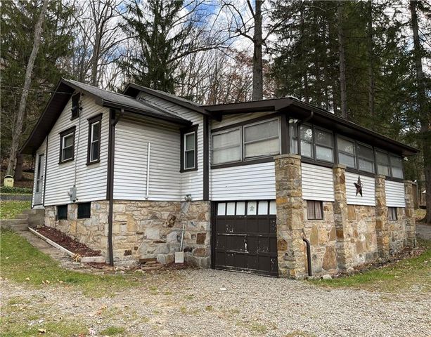 $175,000 | 141 West Laurel Drive | Upper Turkeyfoot Township - Somerset County