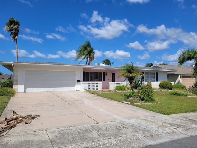 $2,300 | 1408 Nashua Circle | Sun City Center