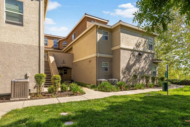 $449,700 | 2230 Valley View Parkway, Unit 1014 | El Dorado Hills