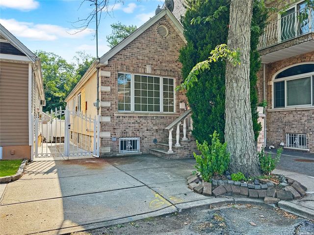 $729,000 | 62-48 70th Street | Middle Village