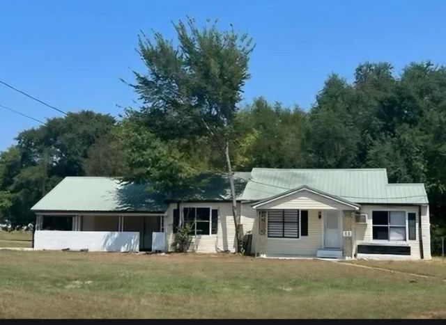 $150,000 | 50 County Road 2123