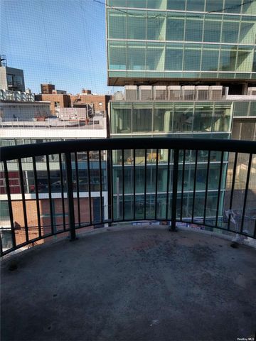 $2,800 | 42-22 Union Street, Unit 6C | Flushing