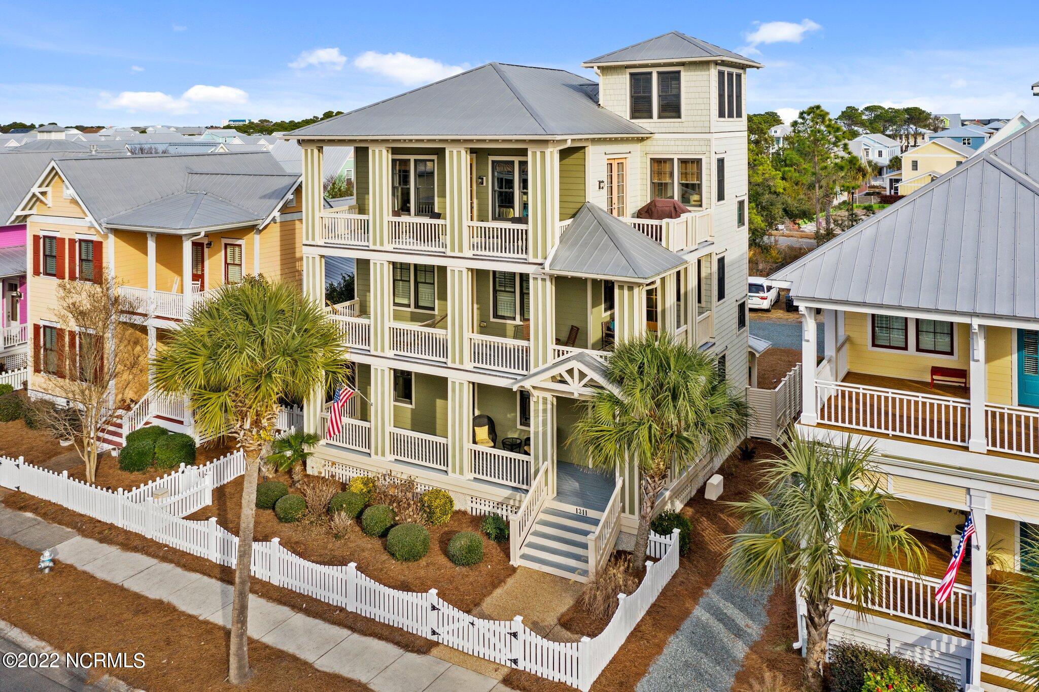 1311 Spot Lane, Carolina Beach, NC 28428