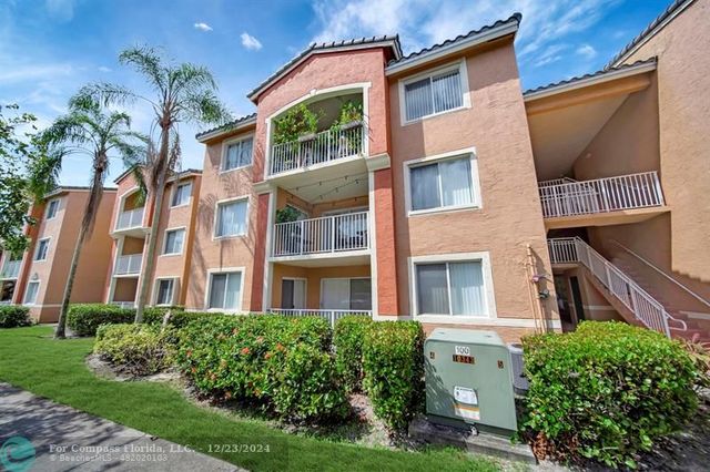 $270,000 | 3854 Lyons Road, Unit 208 | Palm Beach Farms