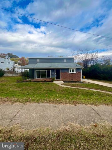 $2,695 | 102 Shelly Road | Ferndale