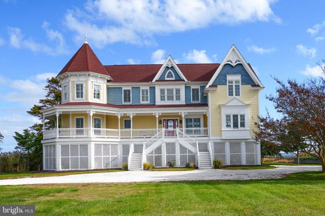 $2,575,000 | 6008 South Point Road