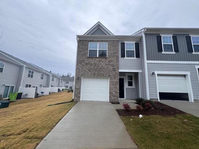 $1,895 | 1112 Dakine Drive | Northeast Durham