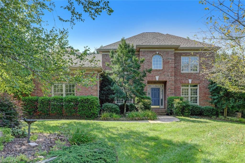 CUSTOM BUILT HOME IN WESTON WOOD/FRIENDLY ACRES.  IRRIGATION SYSTEM IN THE FRONT YARD AND BARCK YARD