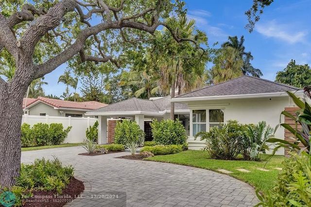 $1,249,000 | 1420 Northeast 16th Avenue | Poinsettia Heights