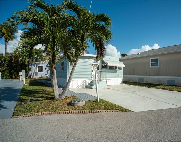 $199,900 | 10701 South Ocean Drive, Unit 762 | Hutchinson Island South