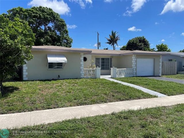 $449,950 | 3676 Northwest 28th Court | Lauderdale Lakes East Gate