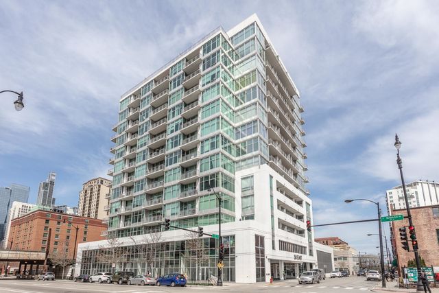 $2,000 | 50 East 16th Street, Unit 610 | South Loop