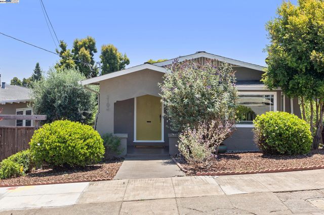 $829,000 | 3106 Rawson Street | Maxwell Park