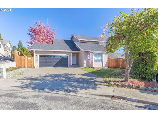 $399,000 | 2203 Northwest Oxford Circle | Grants Pass