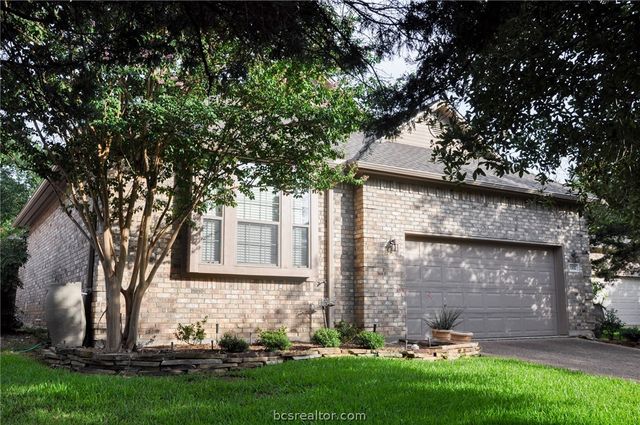 $379,900 | 1302 Essex Green | College Station