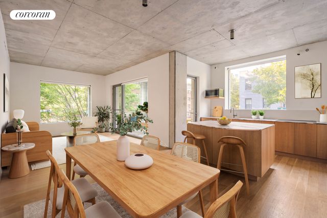 $1,895,000 | 450 Warren Street, Unit 2C | Boerum Hill