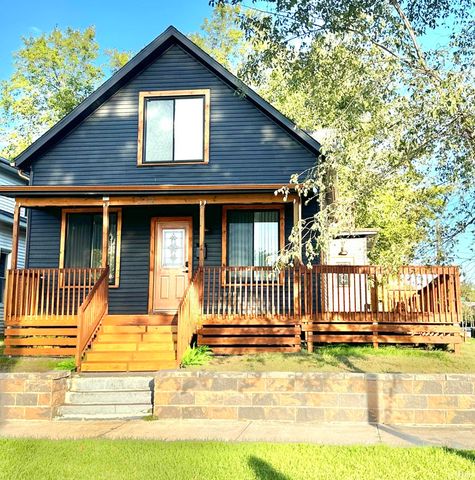 $389,500 | 234 South St Peter Street | Howard Park-East Bank Village