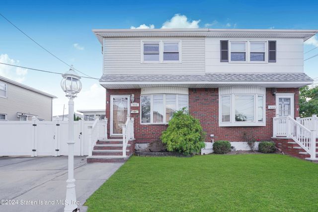 $650,000 | 482 Naughton Avenue | Ocean Breeze