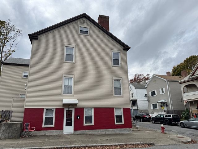 $1,500 | 148 Maxfield Street, Unit 3 | Acushnet Heights