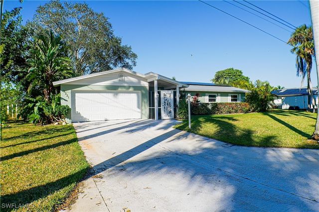 $2,500 | 2221 Cape Way | North Fort Myers