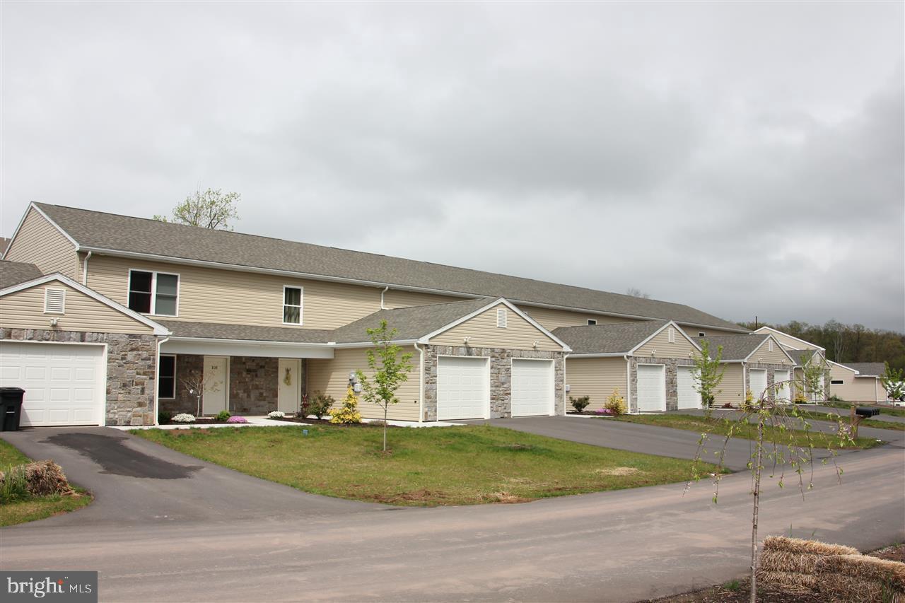 a view of house and outdoor space