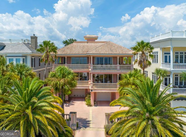 $2,695,000 | 907 Beach View Drive | St. Simons