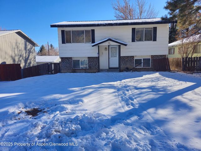 $139,000 | 1180 Hill Street | Meeker